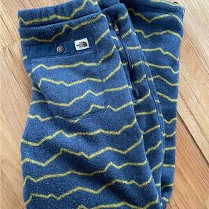 The North Face Men's
Printed Gordon Lyons Fleece
Pants size M